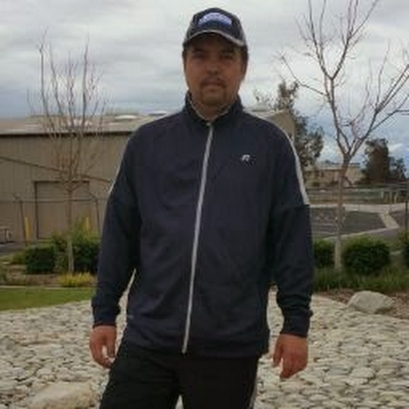 Meet your Posher, Fernando - Picture 1 of 1